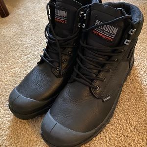 Palladium Waterproof Boots size 9.5 Mens, 11 Women’s